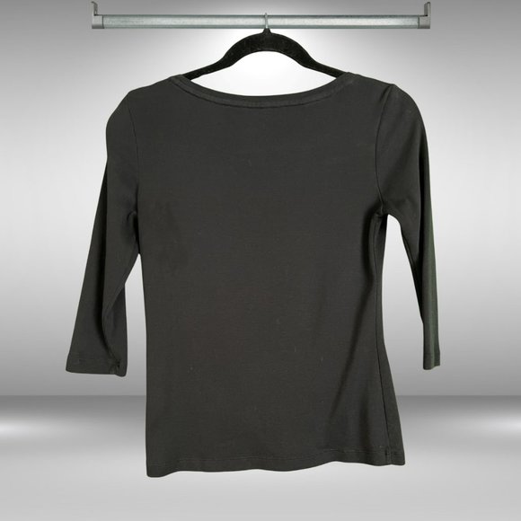 Talbots petite black boatneck 3/4 sleeve blouse fits like a small with a slit he - Picture 2 of 3